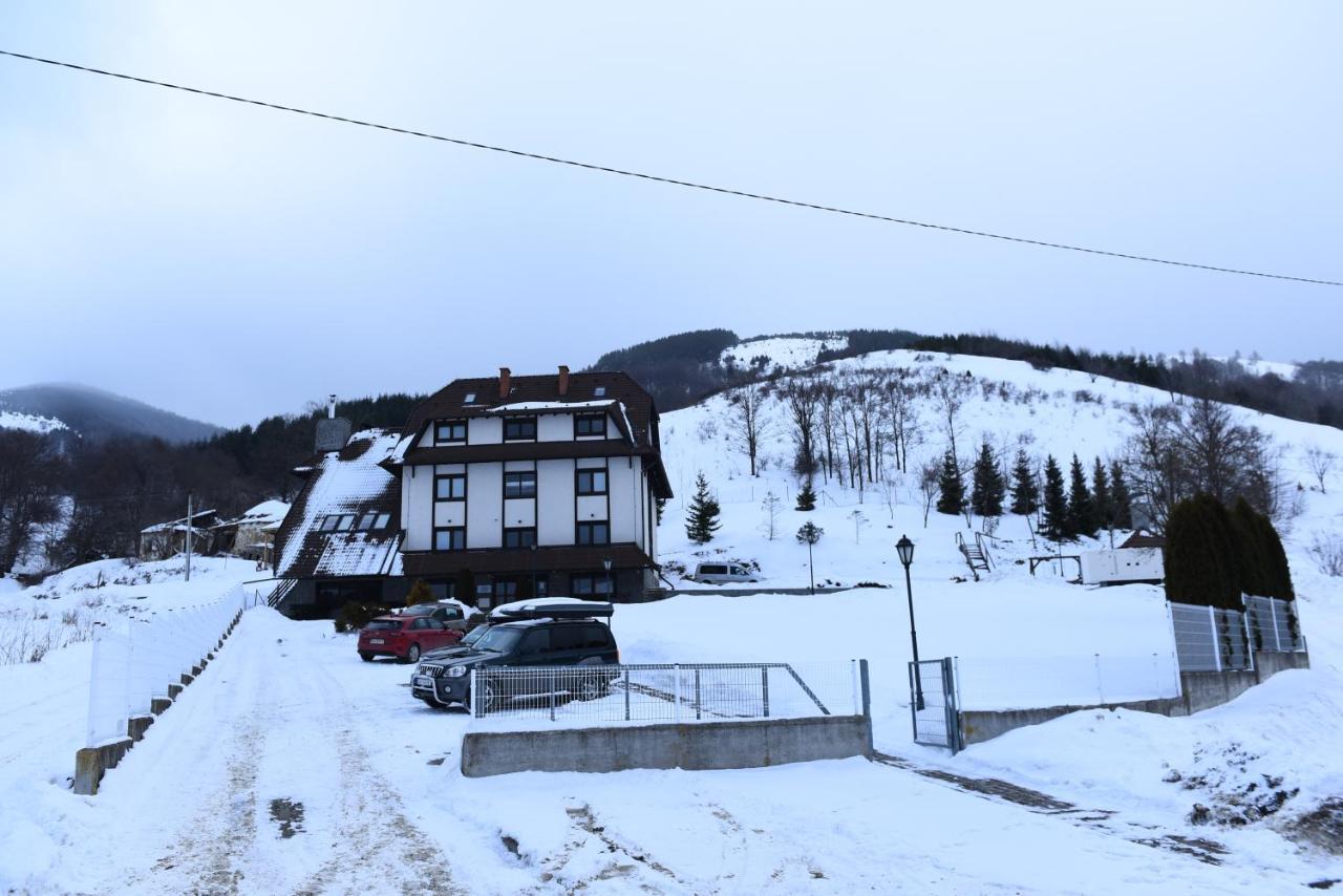 Villa Mramor Brzece Exterior photo